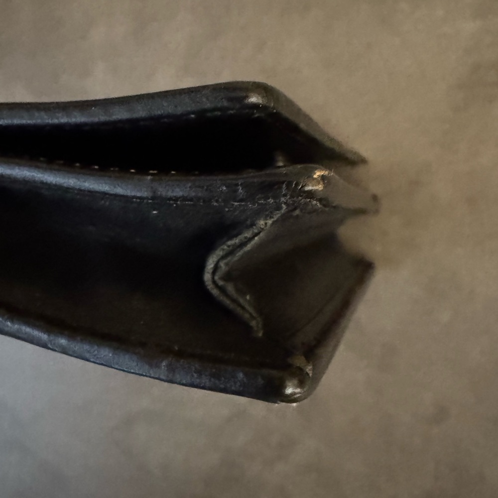 Vintage Coach Hamptons Black Leather Wallet w. White Stitching & Key Ring - Picture 11 of 16